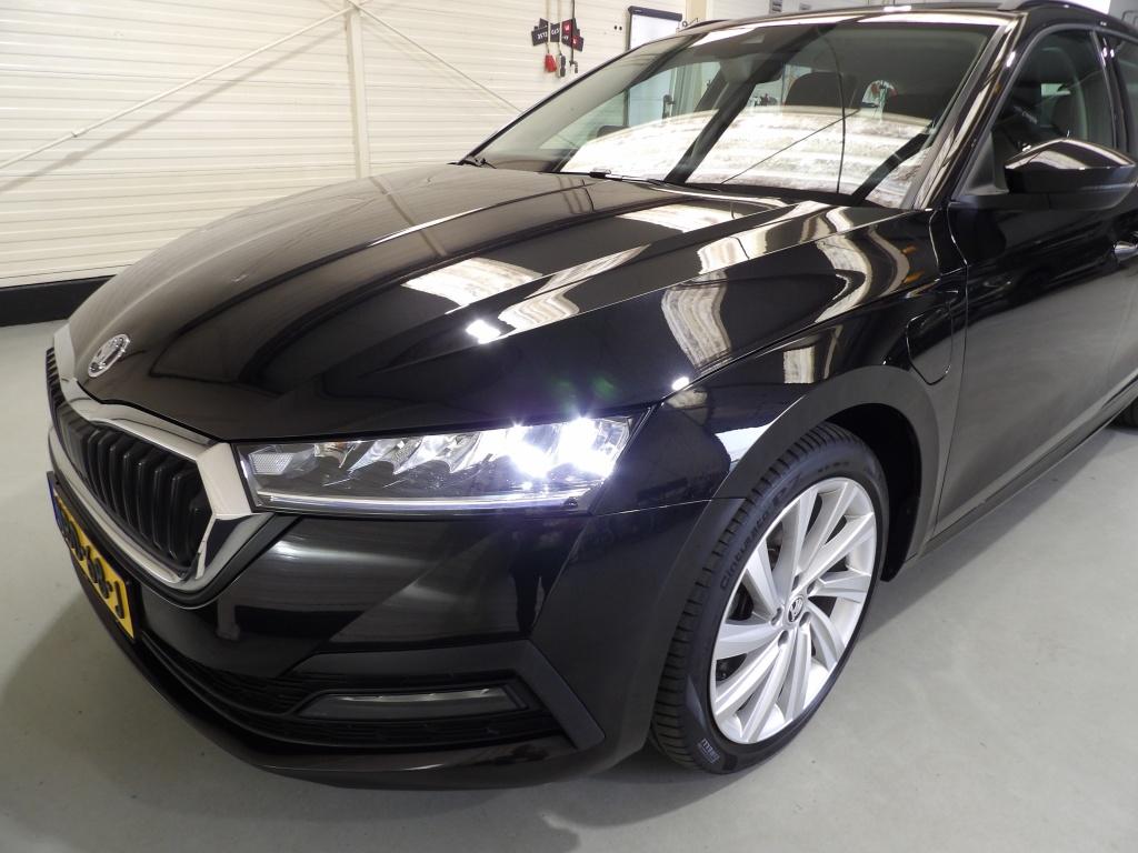 Skoda Octavia combi ambition iv phev 204 pk