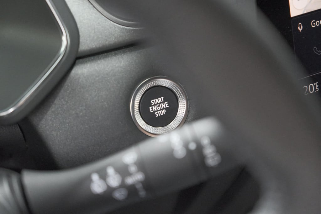 Renault Captur tce 90 techno | nieuw model | camera | harman kardon | apple