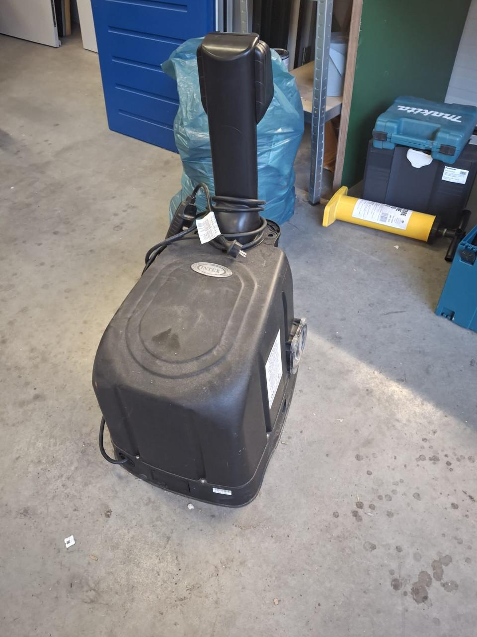 Intex PureSpa Pomp- en Verwarmingseenheid (Model SJB-HS-20-1G)