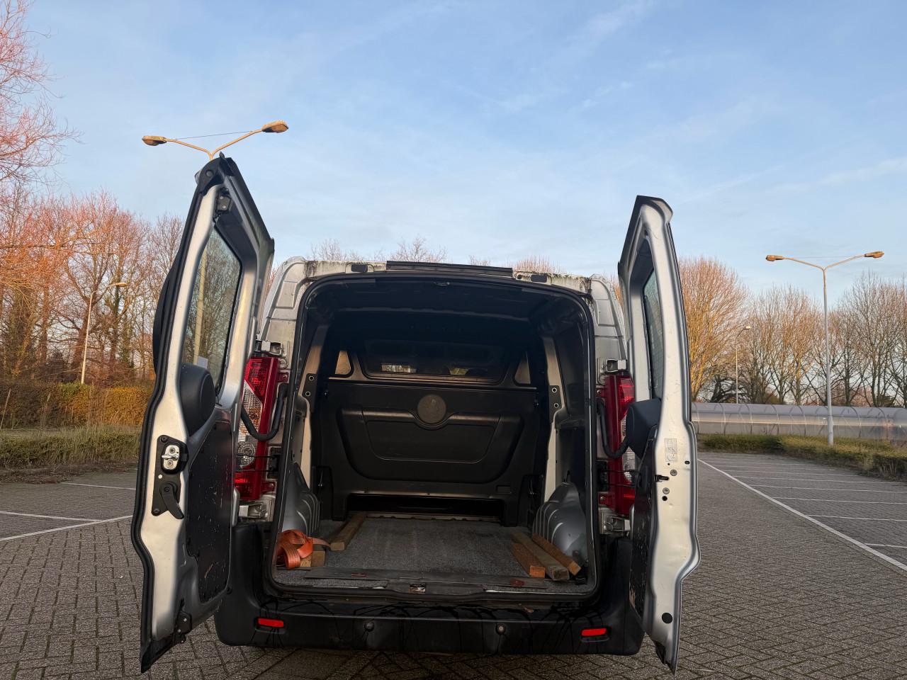 Peugeot Expert 229 2.0 HDI L2H1 Dubbel Cabine | Apk | Nap | Lage KM | Airco