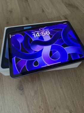 IPad Air 4 (2020) 64GB WiFi Sky Blue – Zeer nette staat + doos