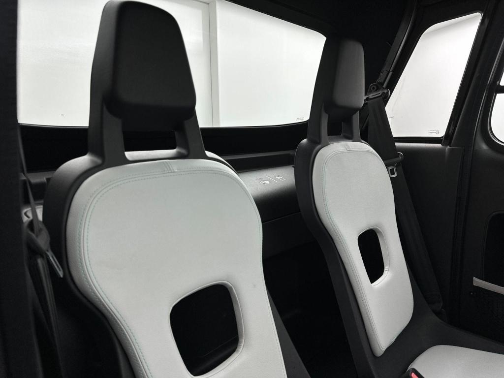 Fiat Topolino | led verlichting | panorama dak | smartphone houder | gratis