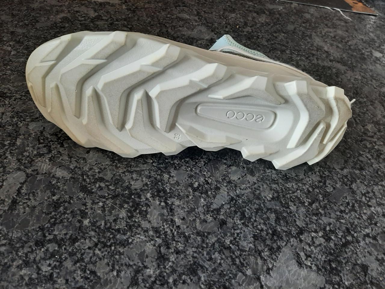 Te koop mooie ECCO dames sneakers maat 39