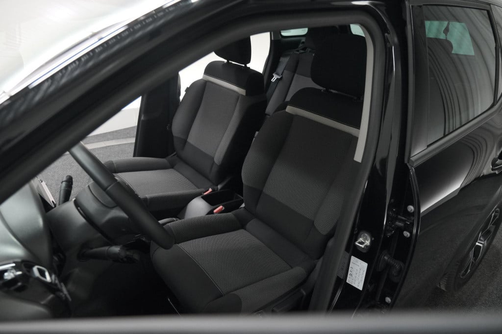 Citroen C3 Aircross puretech 130 eat6 max | parkeersensoren | stoelverwarmi