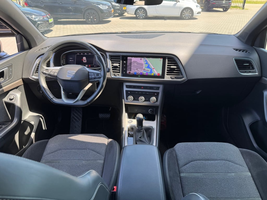 Seat Ateca 1.5 tsi xperience * panoramadak * trekhaak * keyless * virtual c