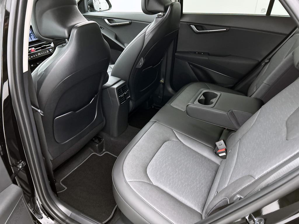 Kia Niro 1.6 gdi hybrid executiveline stoel ventilatie/verwarming | geheuge