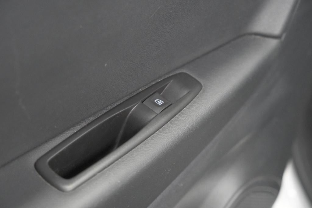 Renault Captur tce 90 intens | camera | dodehoekdetectie | navigatie | park