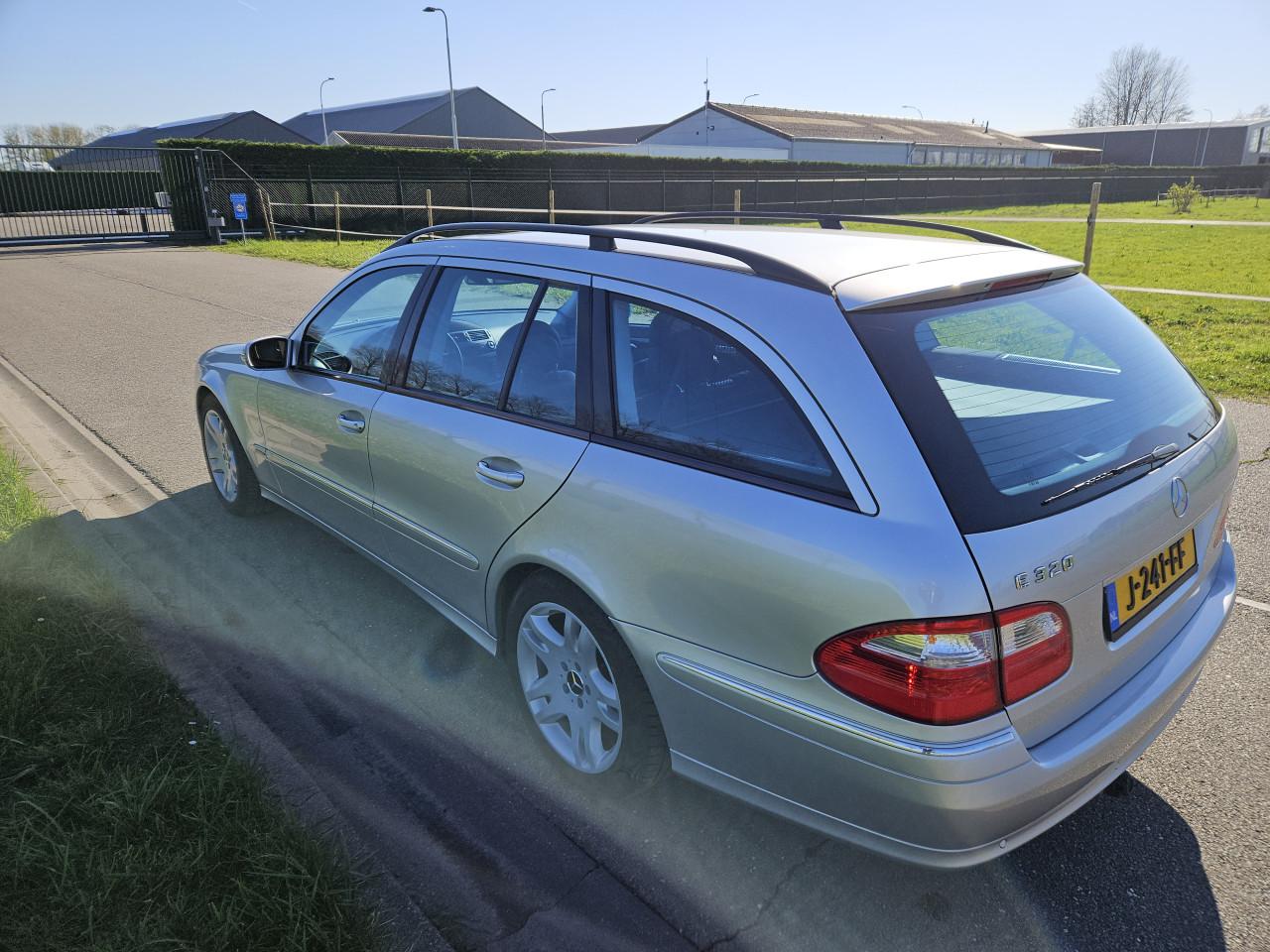 Mercedes-Benz E320 Avantgarde Kombi Benzine