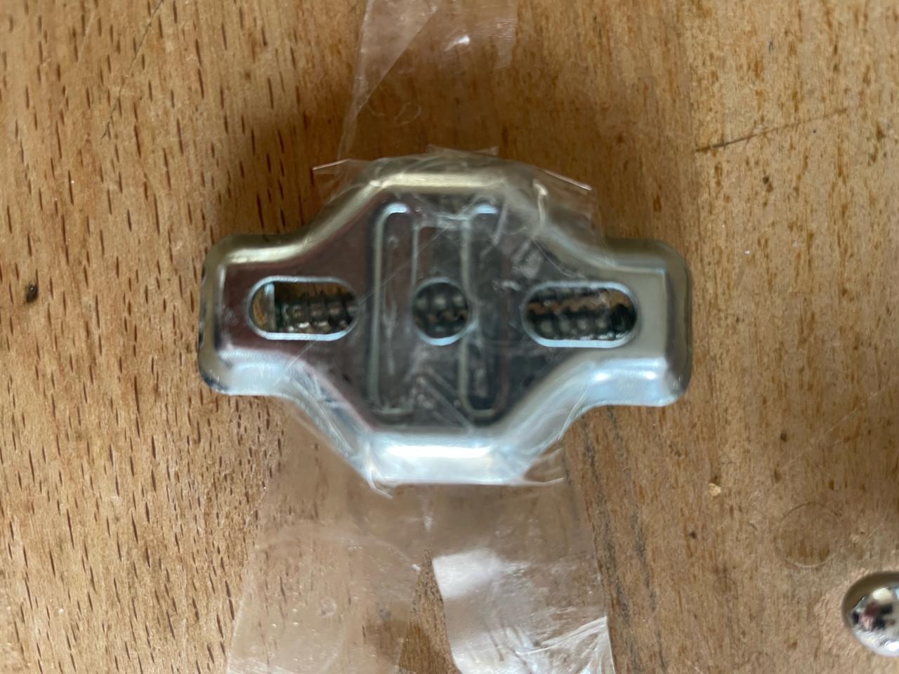 Chromen wcrol houder