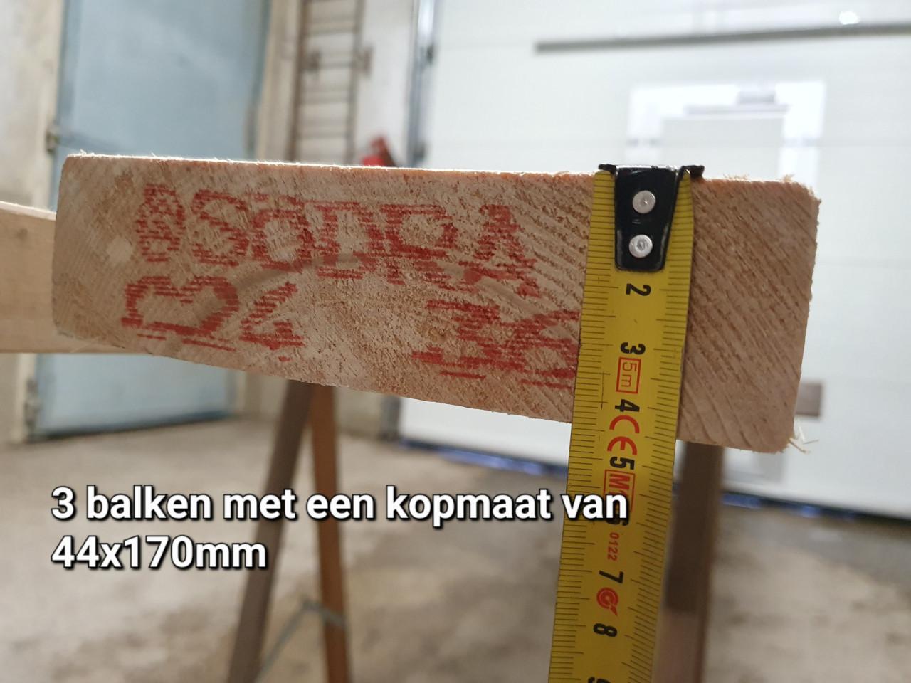 5 nieuwe vurenhouten balk totaal 18 Meter