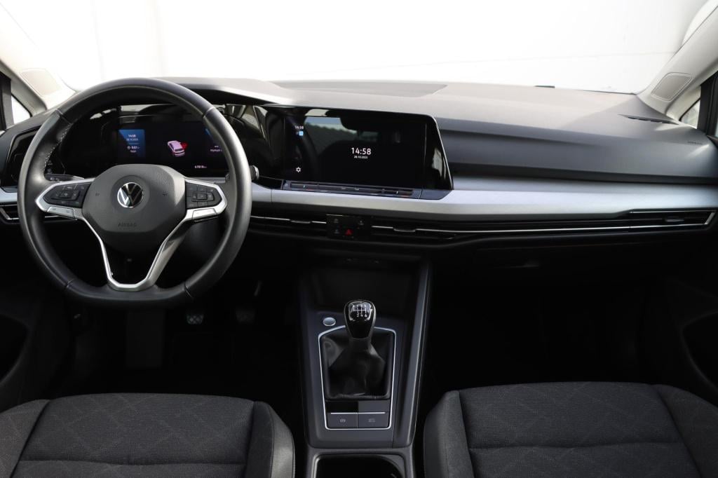 Volkswagen Golf 1.5 tsi life 130pk