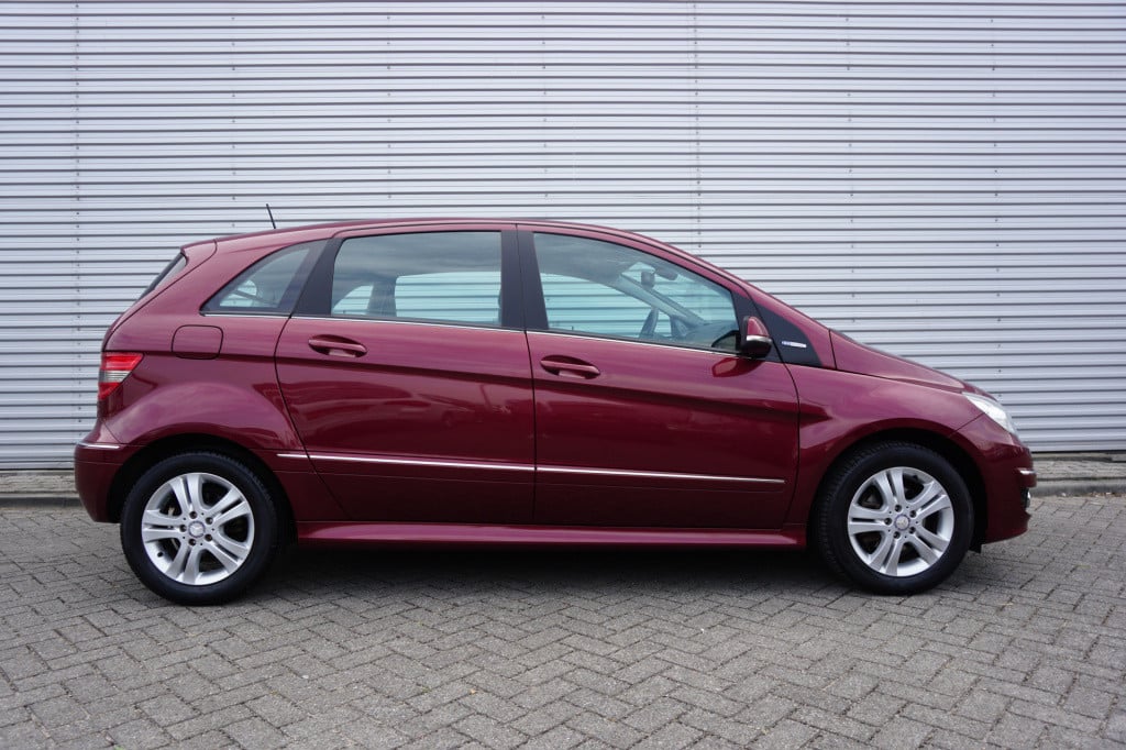 Mercedes-Benz B-Klasse 160 blueefficiency business class airco / cruise / b