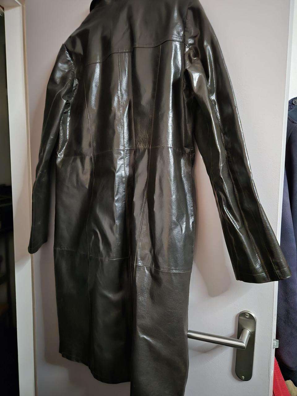 Lange leren trenchcoat. Vero Moda Maat L