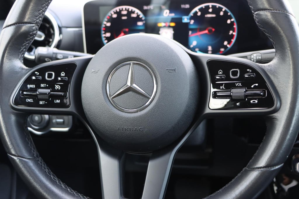 Mercedes-Benz A-Klasse 200 business solution plus upgrade