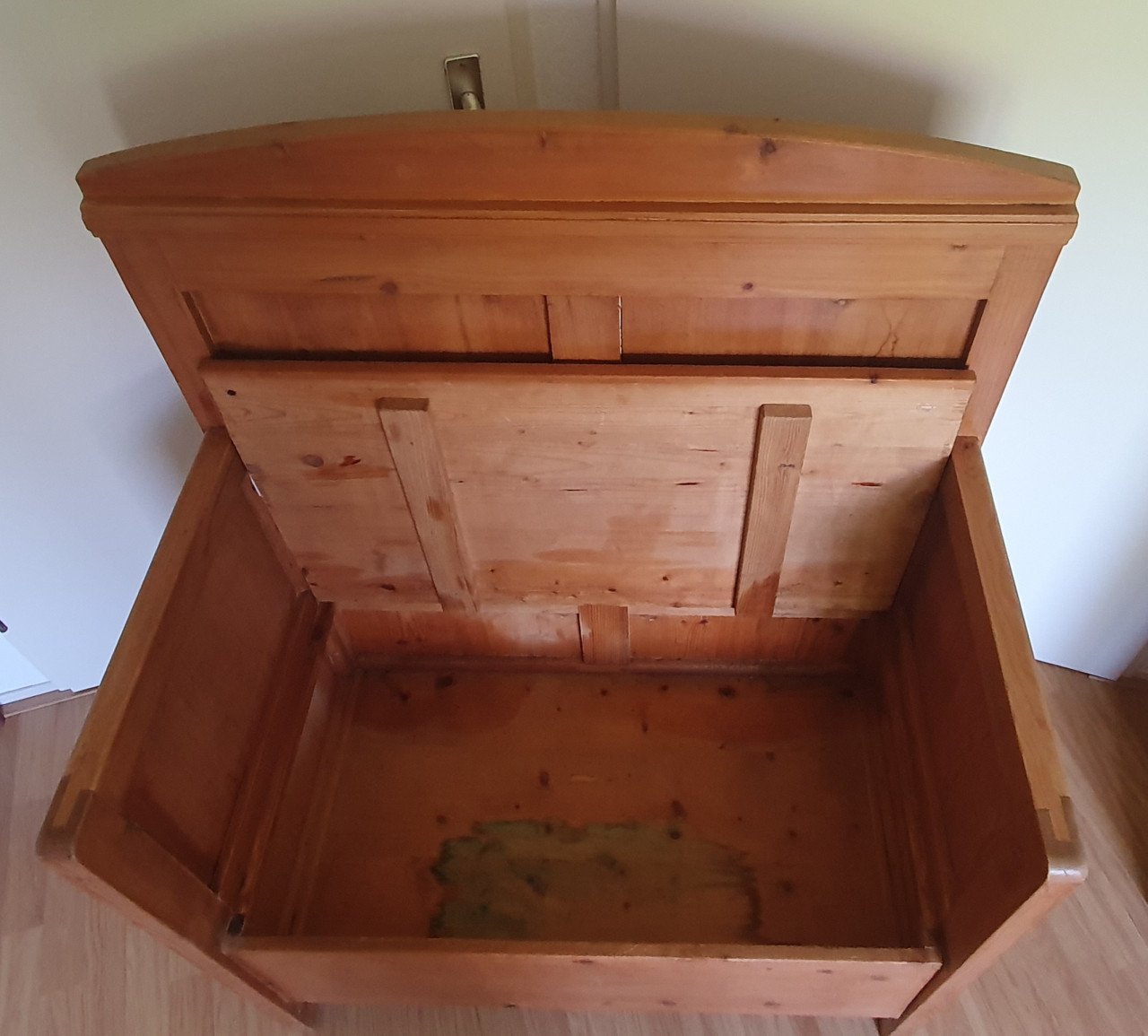 Grenen klepbank