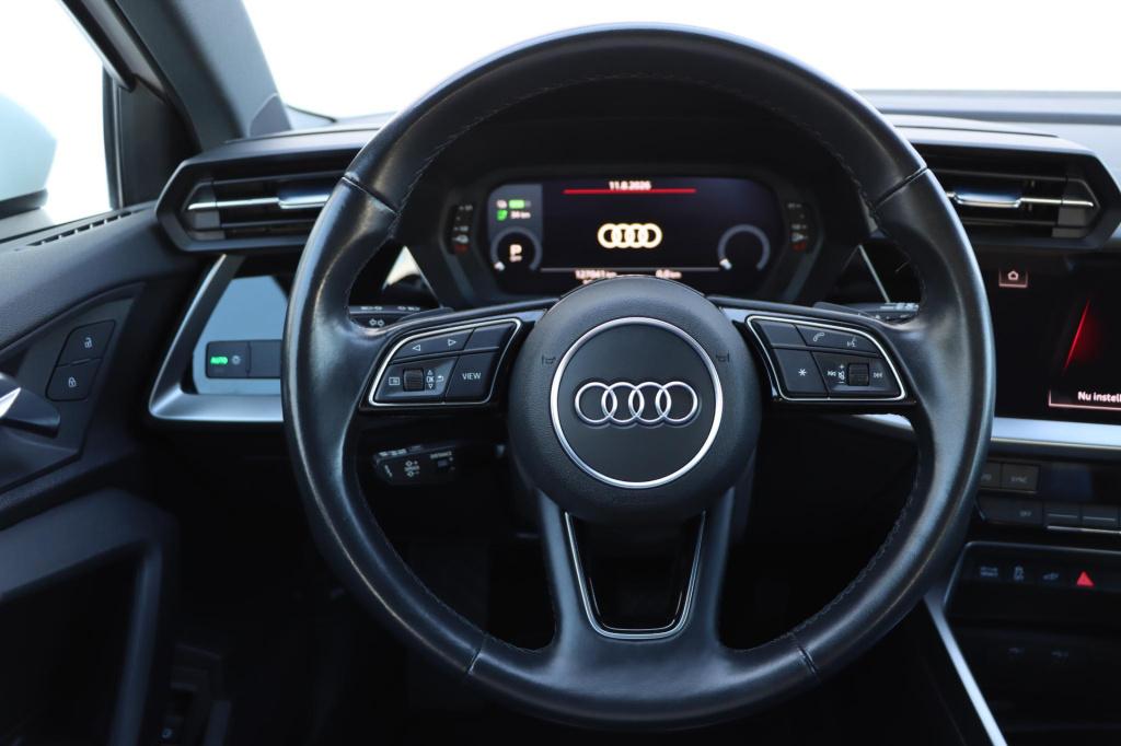 Audi A3 sportback 40 tfsi e edition 204pk s tronic