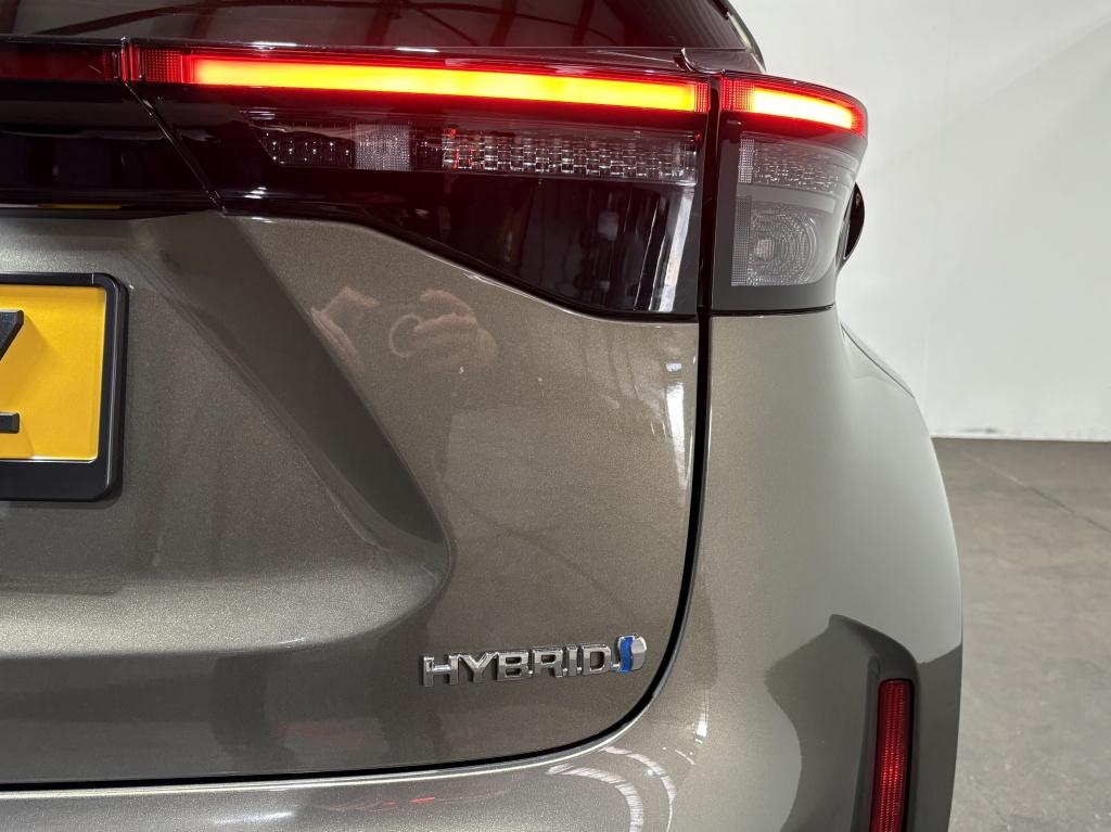 Toyota Yaris Cross 1.5 hybrid first edition | bsm | stoelverwarming | camer