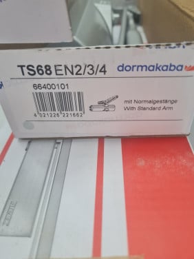 3x nieuwe deurdranger! In doos