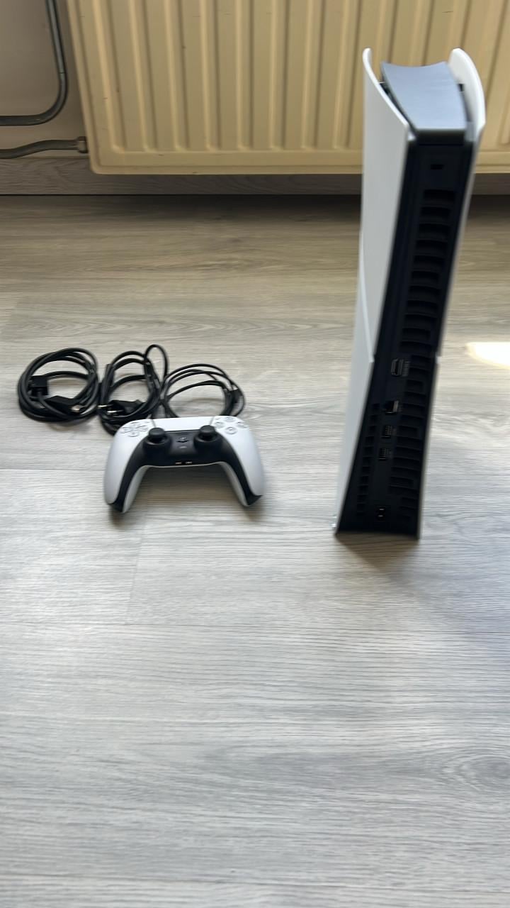 Playstation 5 Slim Digital Editie 825GB - Zo goed als nieuw