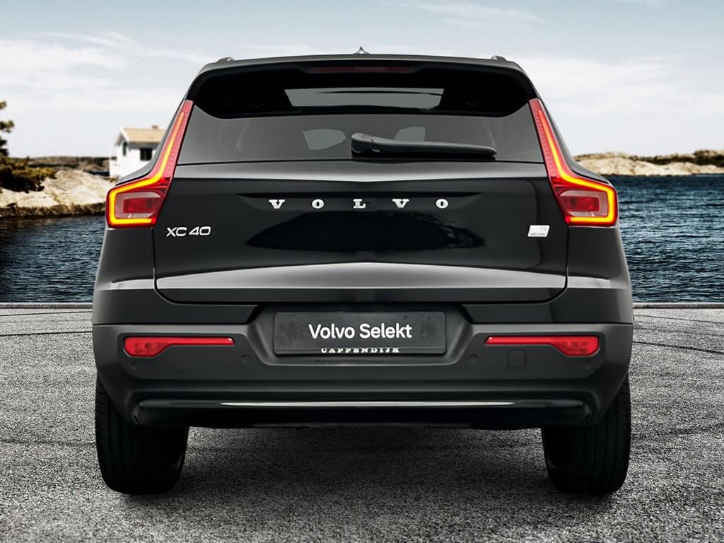 Volvo XC40 t5 262pk recharge ultimate dark| pano| adap.cruise| camera| trek