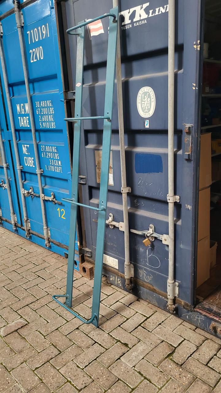 Zwaar metalen constructie (4x)