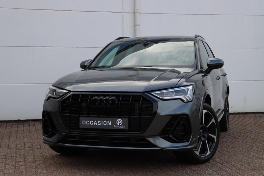 Audi Q3 45 tfsi e s edition 245pk s tronic | soh 99,7% |