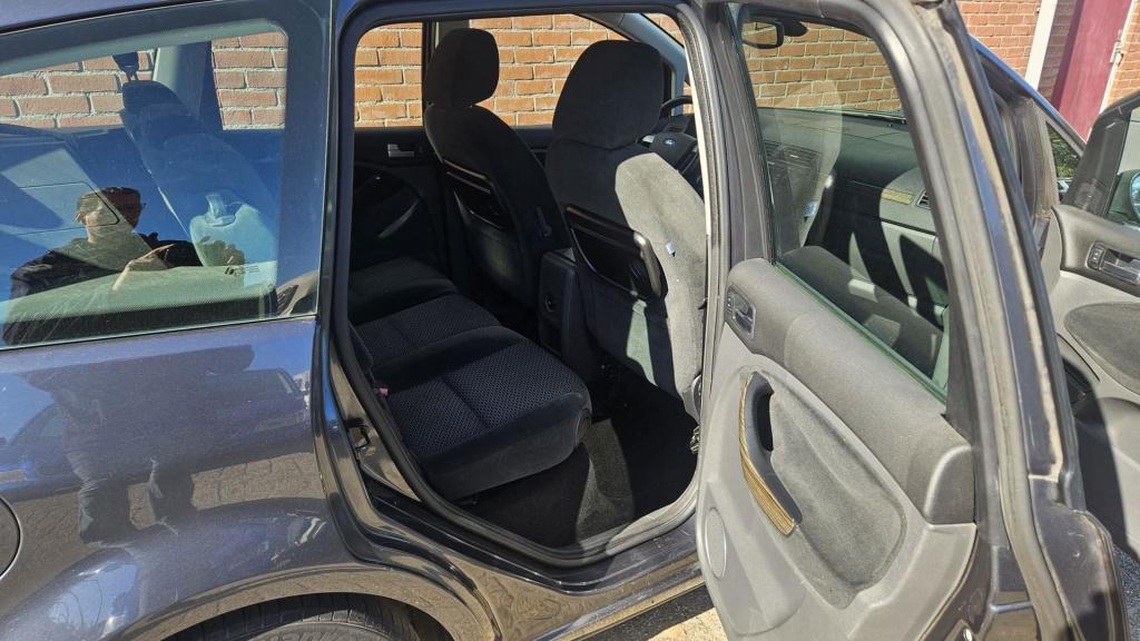 Ford C-max 1.6-16v ghia