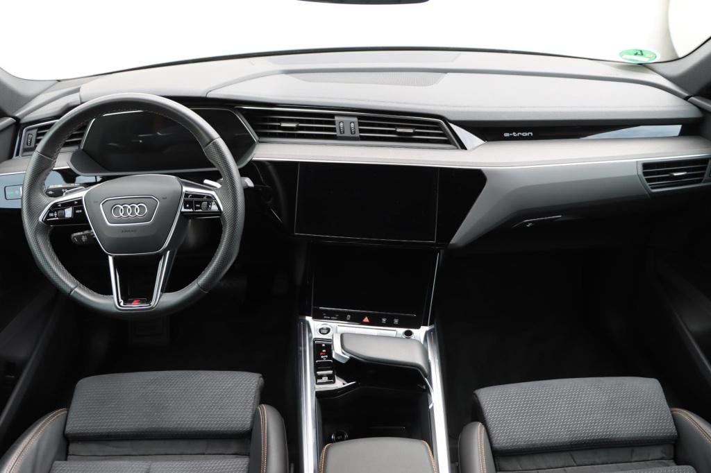 Audi E-tron sportback 55 quattro black edition 95 kwh 408pk s-line