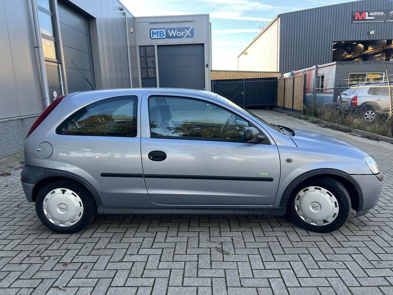 Opel Corsa 1.0 12V Eco Easytronic 71.065km