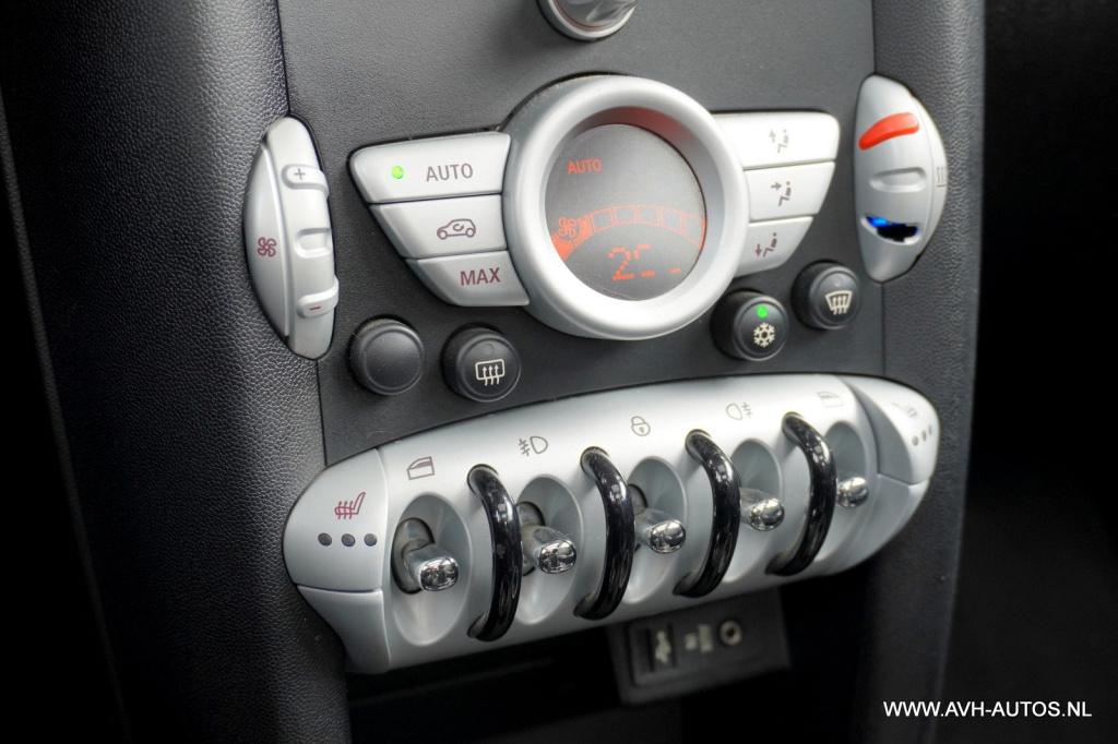 Mini 3-deurs 1.6 cooper chili, panoramadak!
