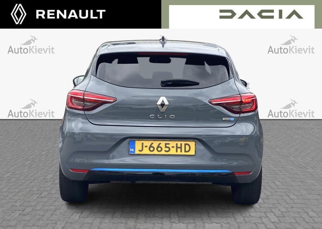 Renault Clio 1.6 e-tech hybrid 140 serie limitee e-tech