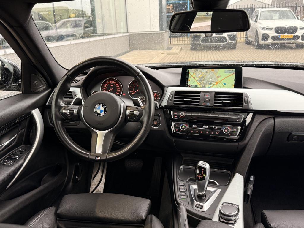 BMW 3-serie 330e m-sport | head-up | cruise | stoelverwarming | 360 | leder