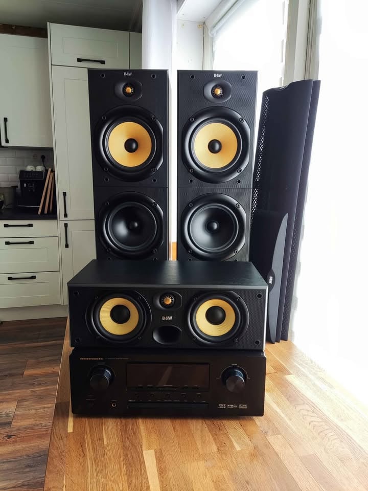 ❗❗❗ B&W DM603 en CC6 luidsprekers 🎵 🎵 Marantz SR4300 ❗❗❗