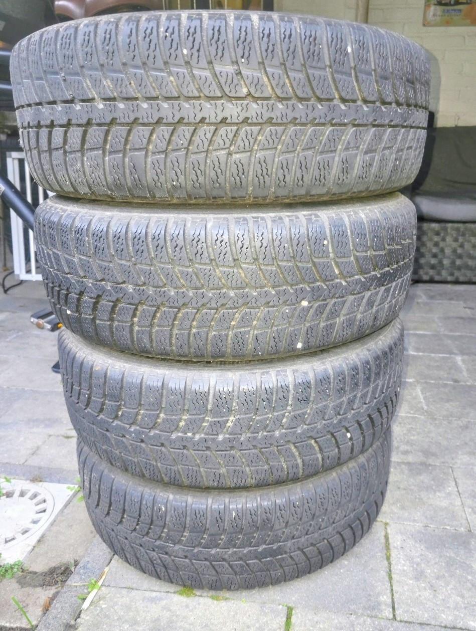 Winterbanden met stalen velgen