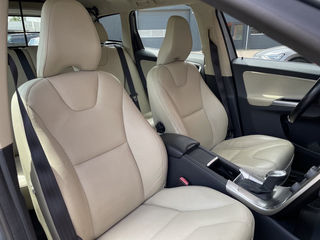 Volvo XC60 2.0 t5 summum plus line automaat | leer | pano | xenon | 18'' lm