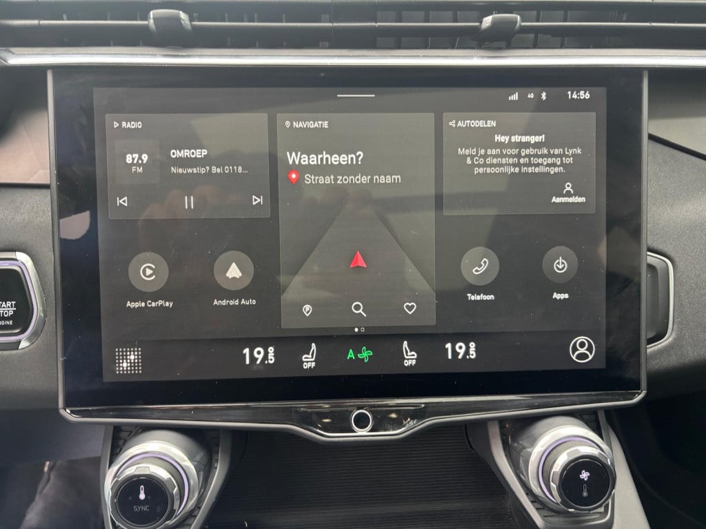 Lynk & Co 01 1.5 261pk, pano, 360gr camera, adaptive cc, carplay