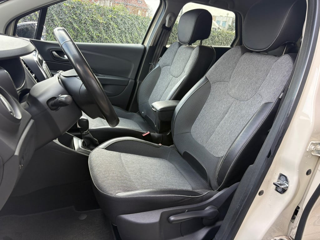 Renault Captur 1.2 tce intens