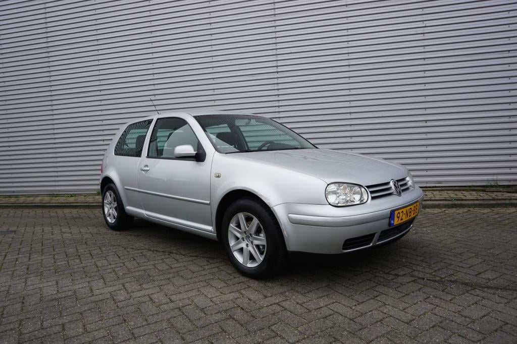 Volkswagen Golf 1.6-16v ocean airco / elektr. ramen / trekhaak / nap / apk 