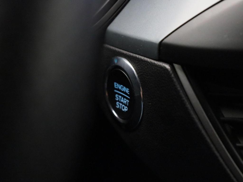 Ford Focus wagon 1.0 ecoboost hybrid st line style | trekhaak | cruise cont