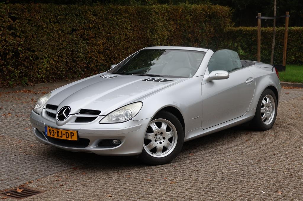 Mercedes-Benz SLK 200 k.