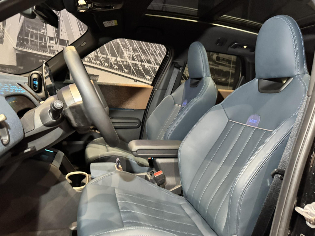 Mini Countryman 1.5 c favoured l *pano*leder*19inch* hud*