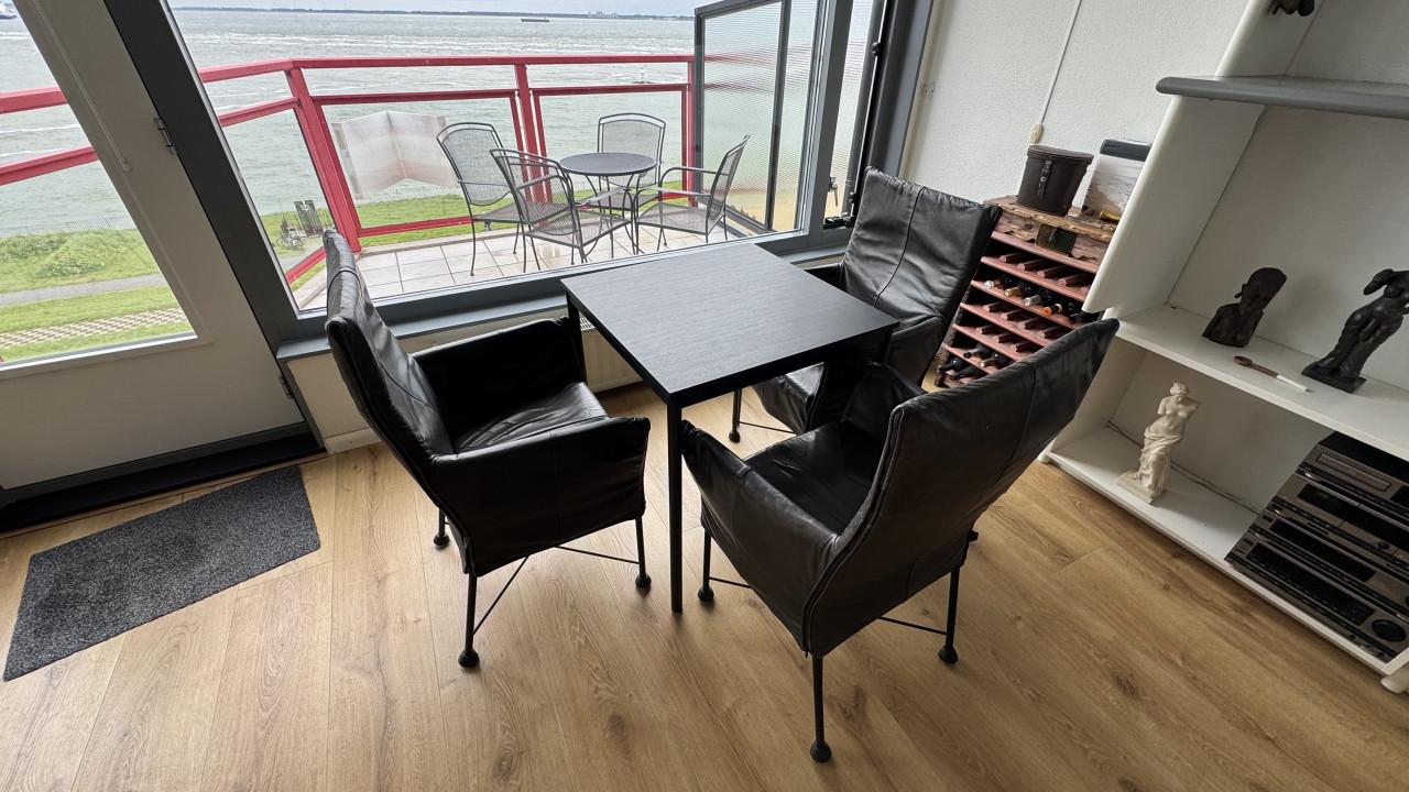Montis Charly stoelen