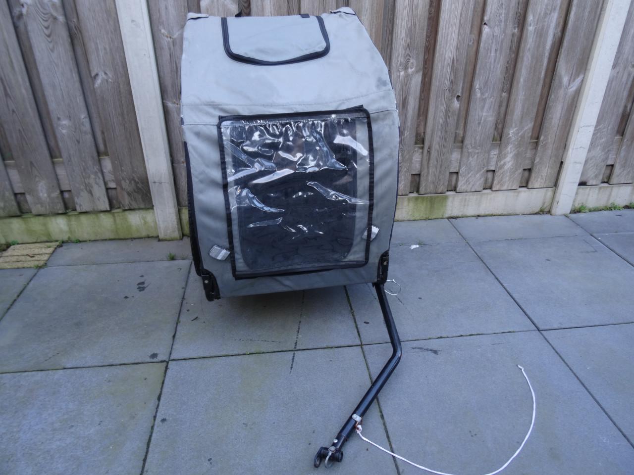 🚲🐶 Flamingo Fietskar Hoogte: 66 cm Breedte: 55 cm