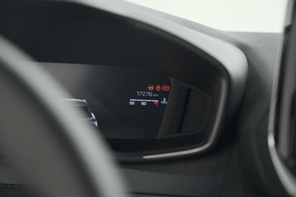 Peugeot 2008 puretech 100 allure | camera | navigatie | apple carplay | par