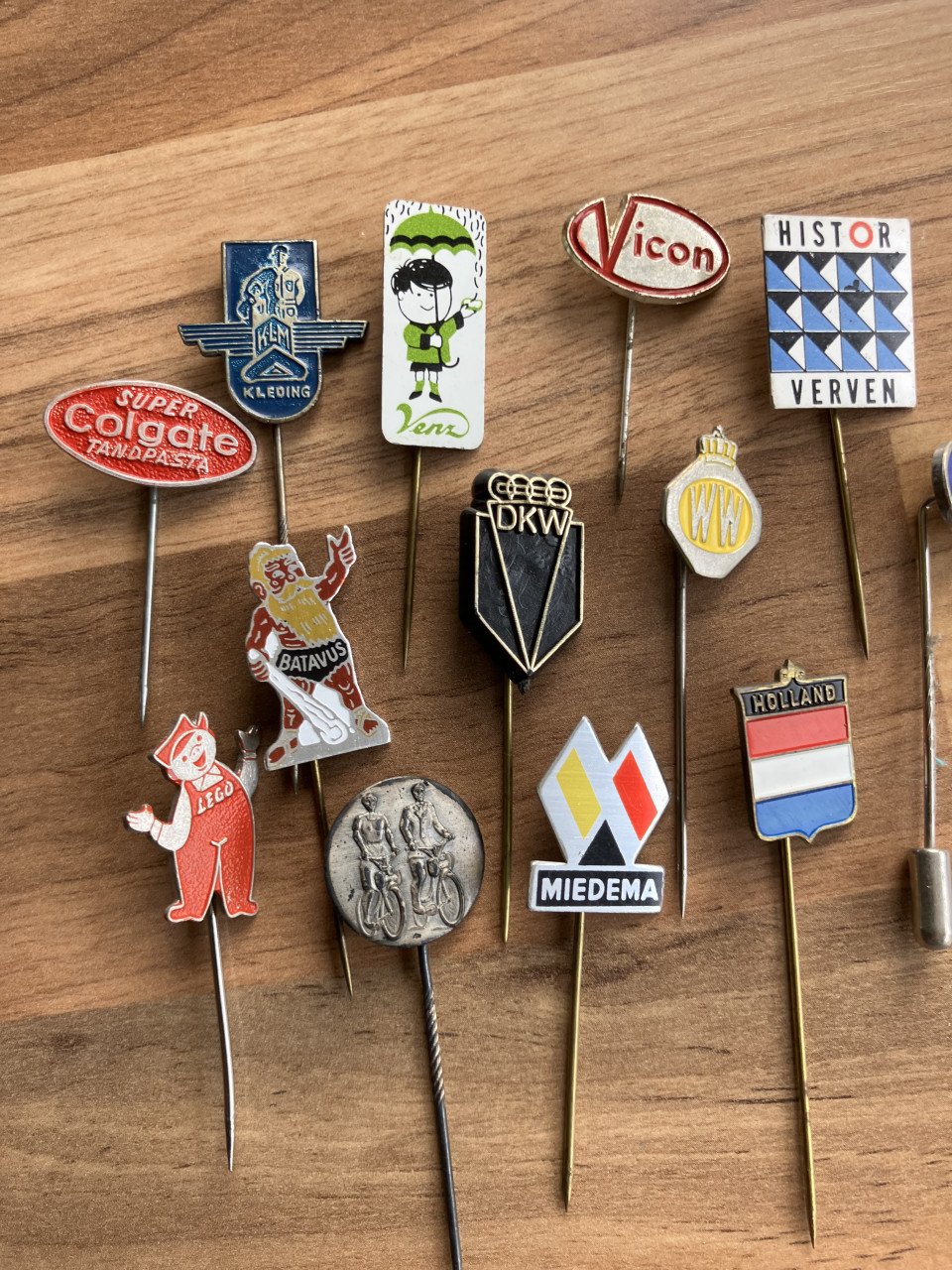 13stuks speldjes