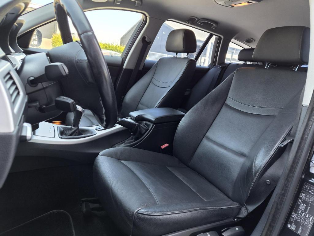 BMW 3-serie touring 318i business line style