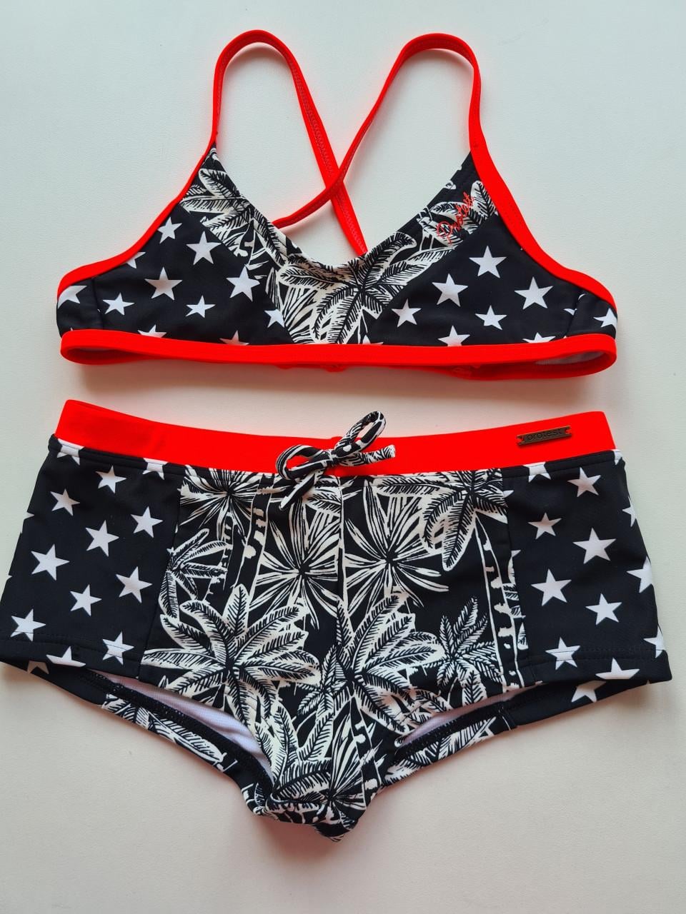 Nieuwe zwart-wit- fluo bikini van Protest Maat 128