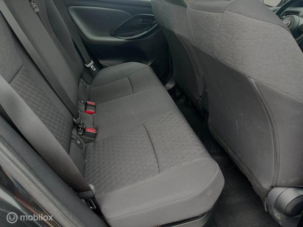 Toyota Yaris 1.5 hybrid dynamic | orig. nl | 1e eig. | btw