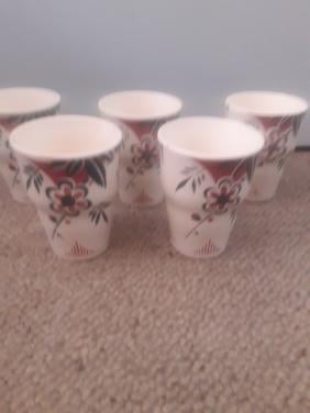 5 melkbekers van Soc. Cera. Maastricht