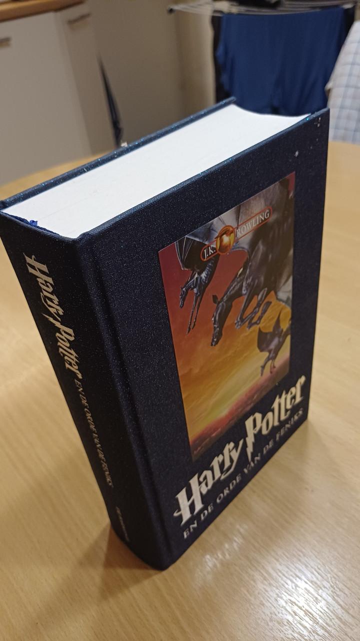 Harry Potter en de Orde van de Feniks (hardcover ongelezen)